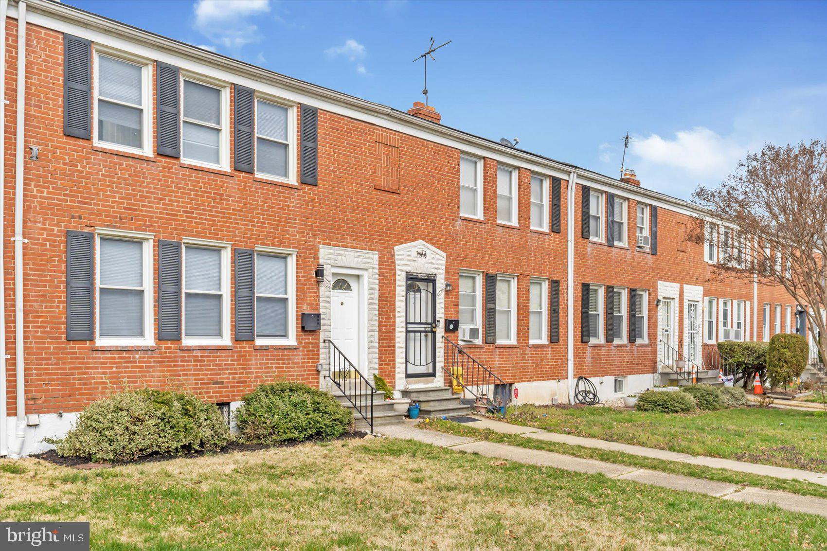 4024 Annellen Road Baltimore, MD 21215 - Photo 2 of 47