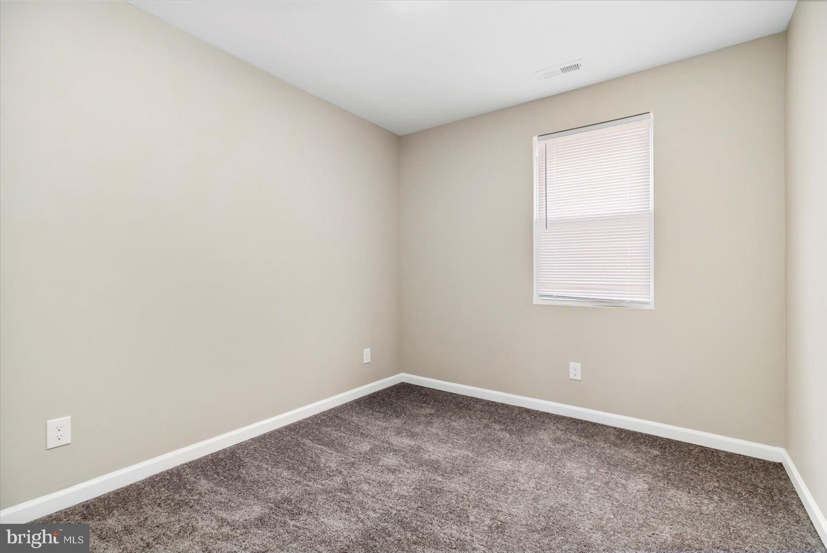 4024 Annellen Road Baltimore, MD 21215 - Photo 32 of 47