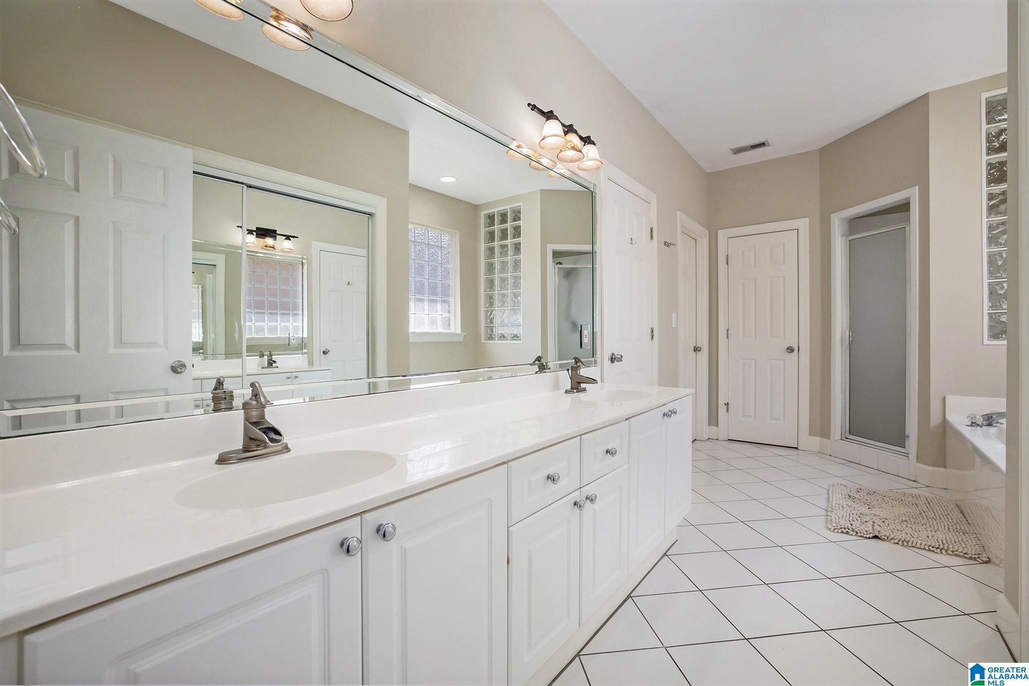 629 Meadow Ridge Drive Birmingham, AL 35242 - Photo 17 of 30