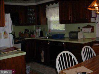 15032 Carter Road Philadelphia, PA 19116 - Photo 4 of 6 Gallery Image 4
