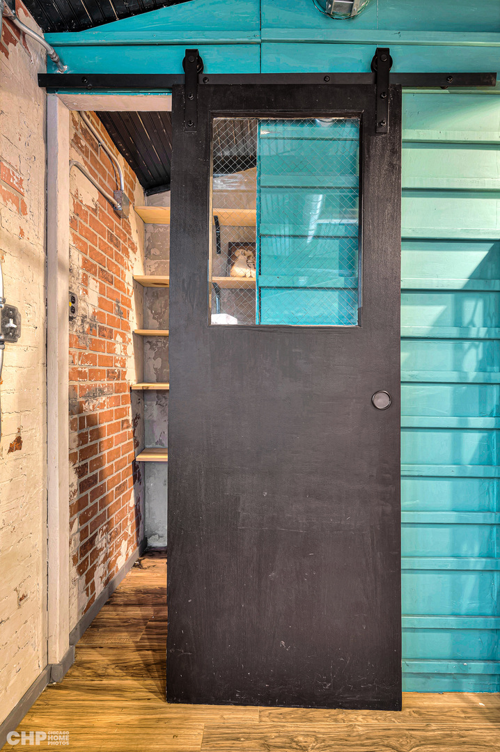 2016 Main Street Evanston, IL 60202 - Photo 2 of 8 a view of front door