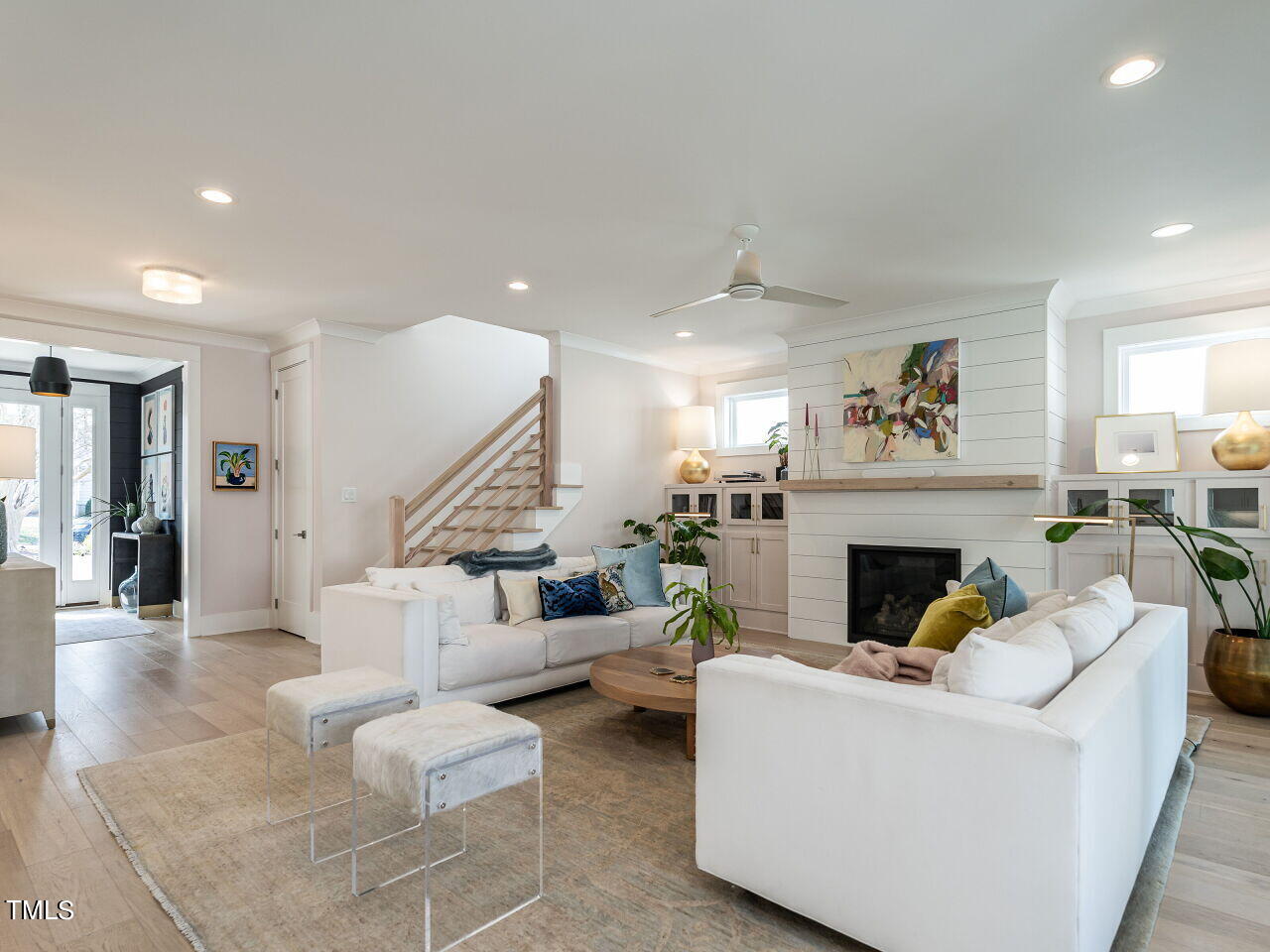 611 Mial Street Raleigh, NC 27608 - Photo 13 of 44 013-1280x960-family-room