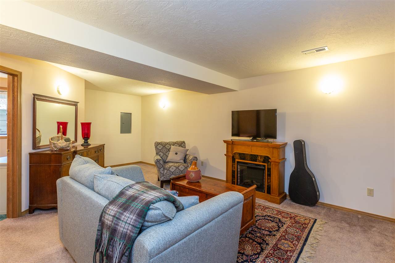 20315 North Market Road Colbert, WA 99005 - Photo 22 of 32