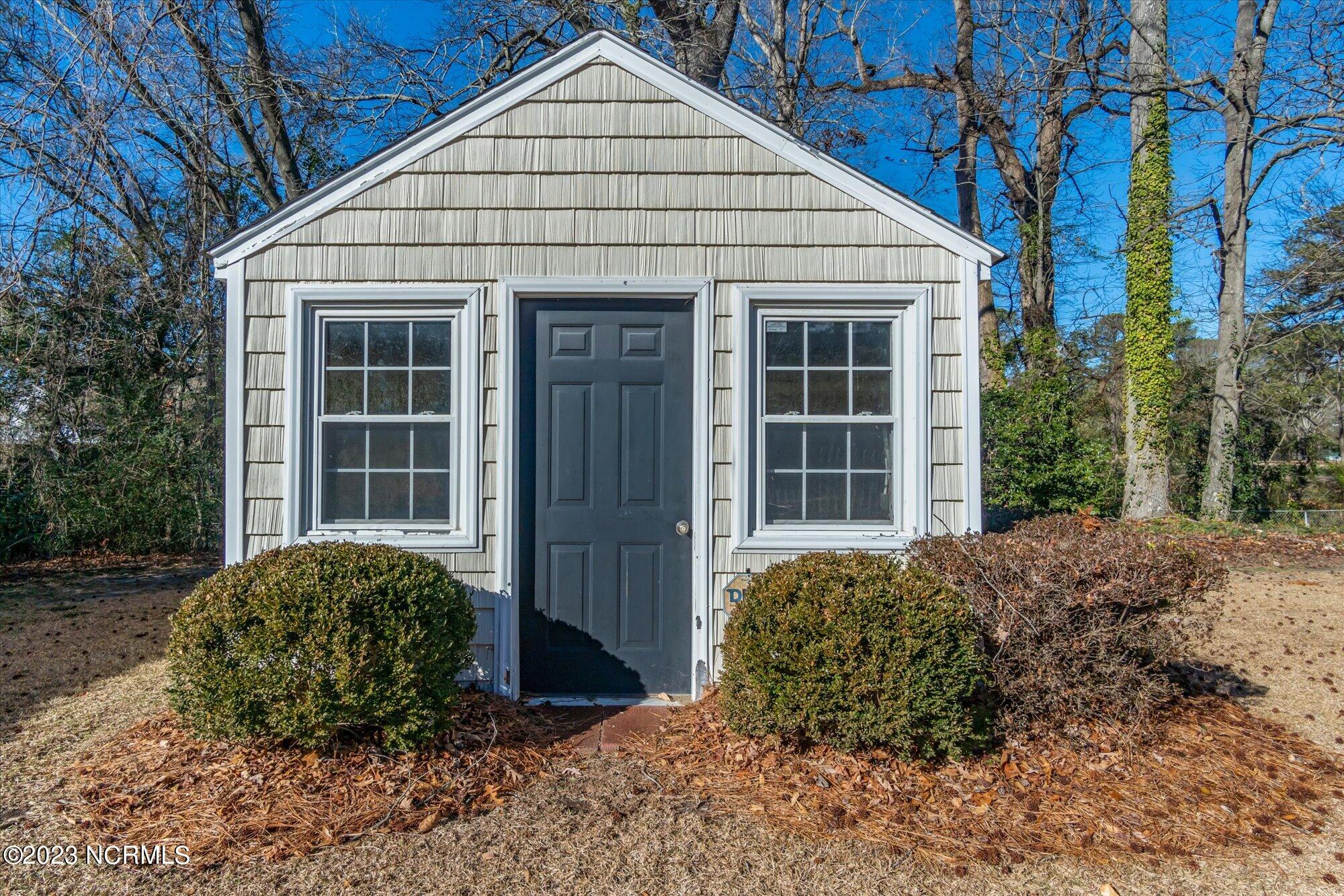 1300 Greenbriar Road Kinston, NC 28501 - Photo 59 of 68 59-1300 Greenbriar rd-59