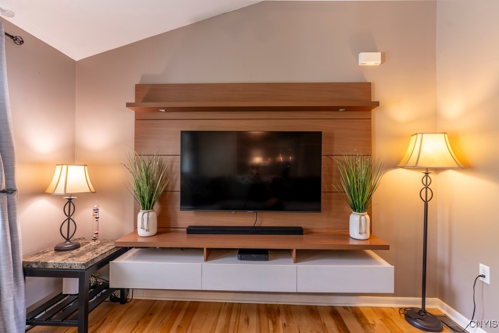 7226 Lakeshore Road Cicero, NY 13039 - Photo 11 of 43