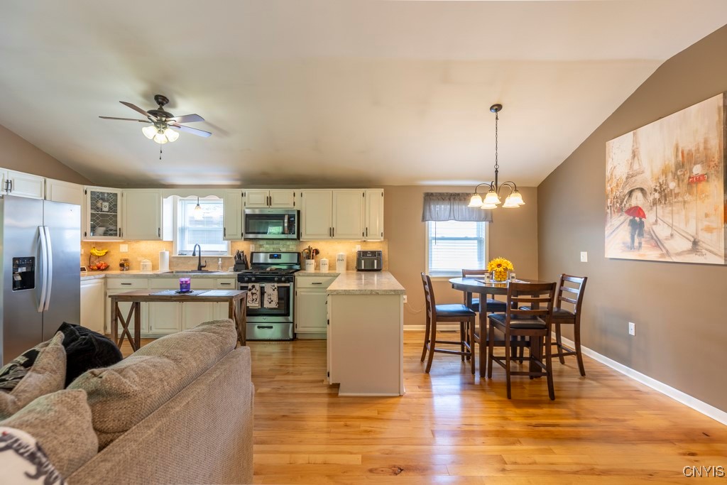 7226 Lakeshore Road Cicero, NY 13039 - Photo 13 of 43