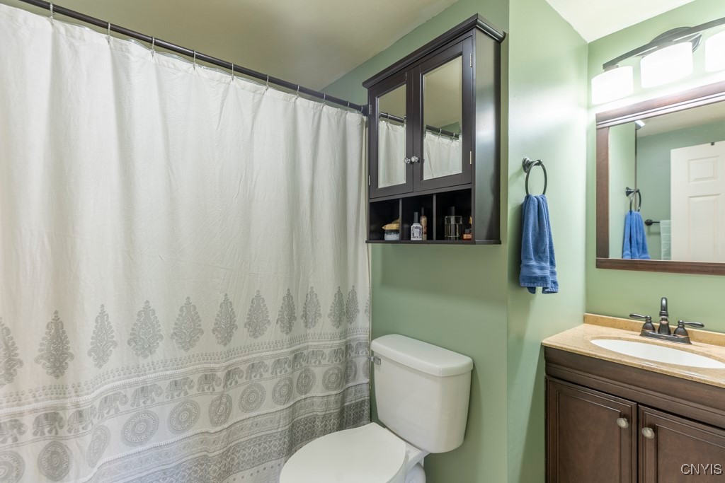 7226 Lakeshore Road Cicero, NY 13039 - Photo 31 of 43