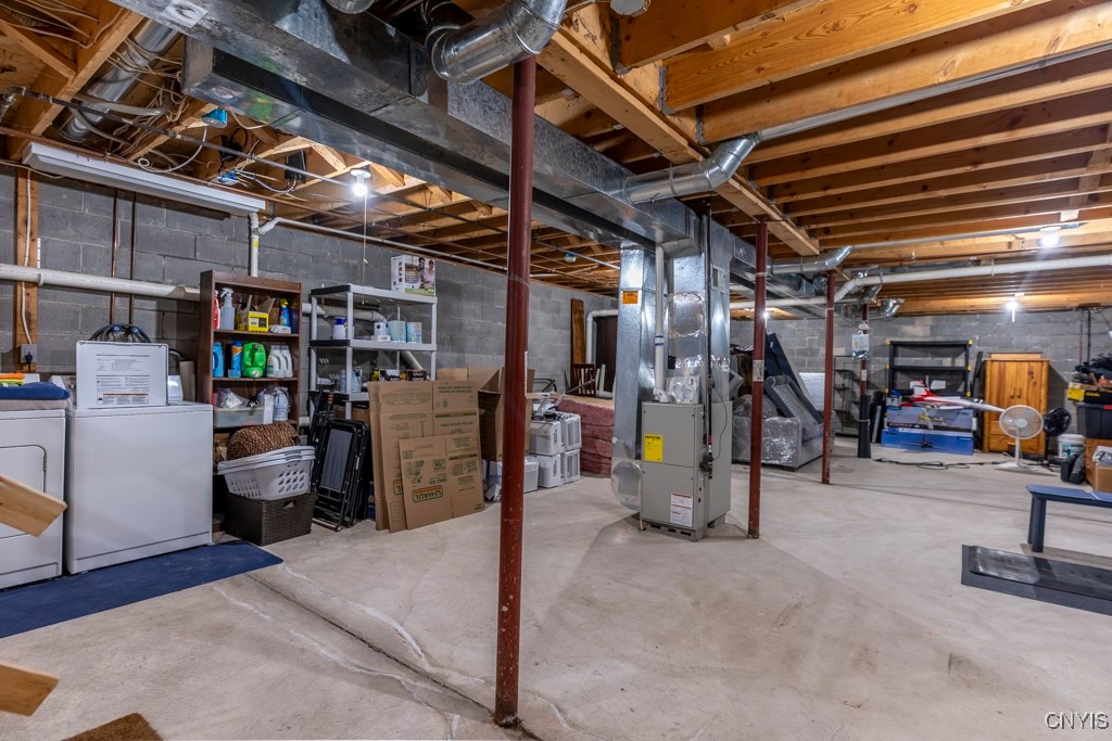 7226 Lakeshore Road Cicero, NY 13039 - Photo 34 of 43