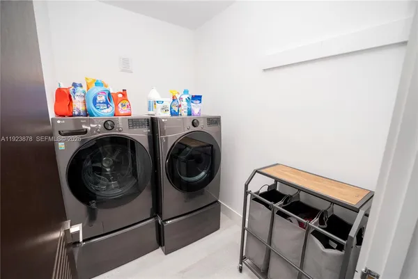 $1,790,000 | 8340 Northwest 33rd Terrace, Doral, FL 33122