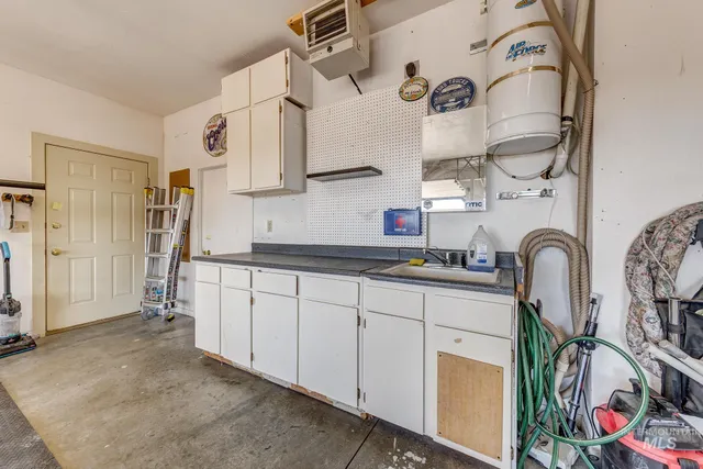 $330,000 | 710 North 5th Street, Nyssa, OR 97913