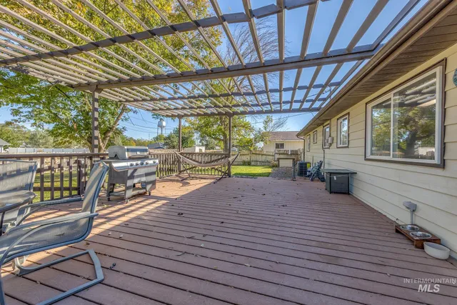 $330,000 | 710 North 5th Street, Nyssa, OR 97913