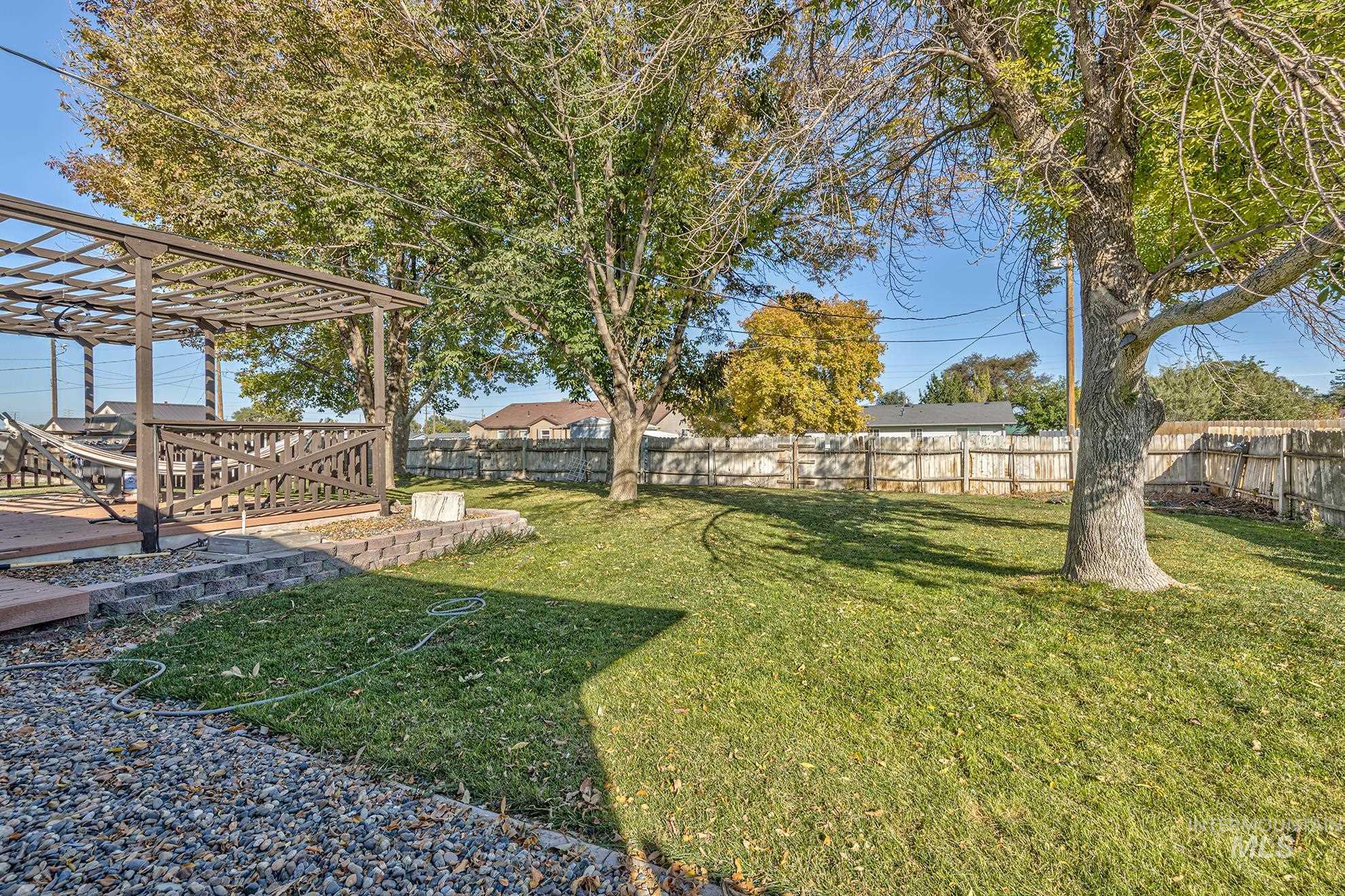 710 North 5th Street Nyssa, OR 97913 - Photo 29 of 36 View of fenced backyard