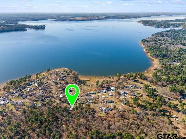 $250,000 | 661 Crestwood Drive, Avinger, TX 75630