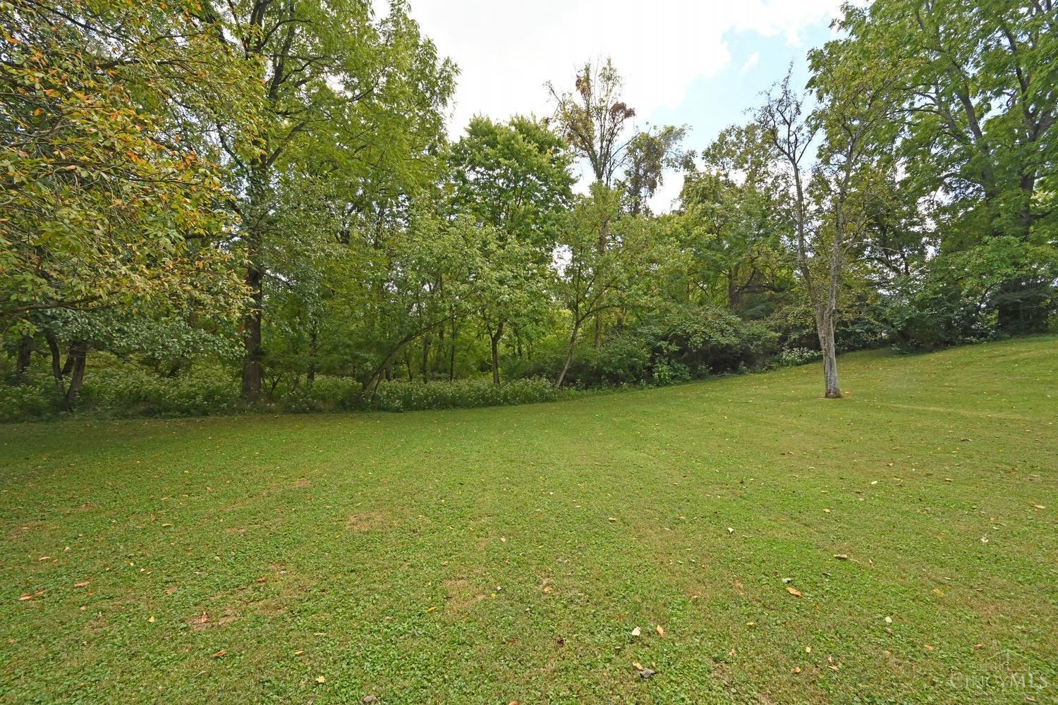 6521 Springdale Road Cincinnati, OH 45247 - Photo 33 of 40
