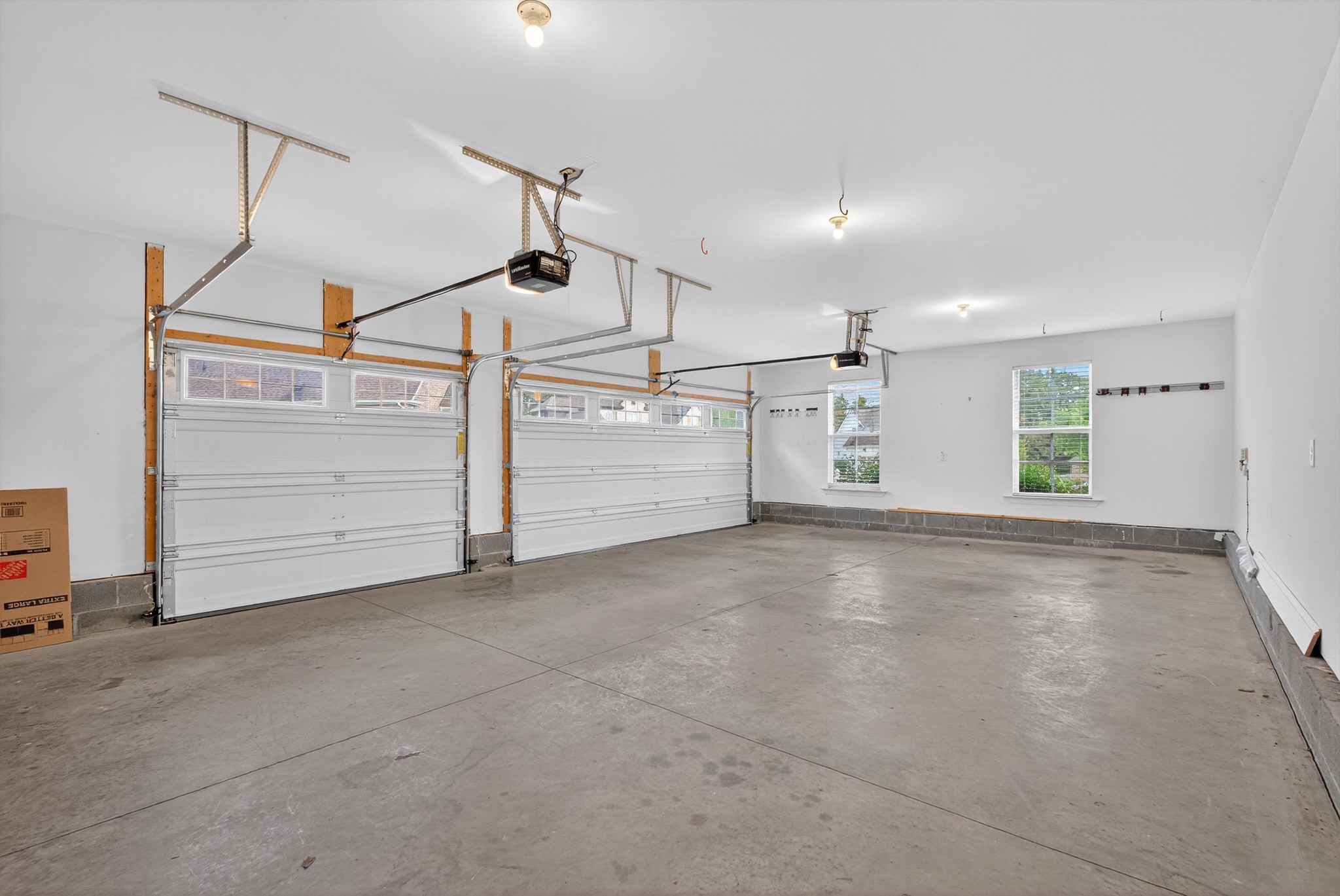 7401 Swindon Boulevard Fairview, TN 37062 - Photo 47 of 57 a view of a garage