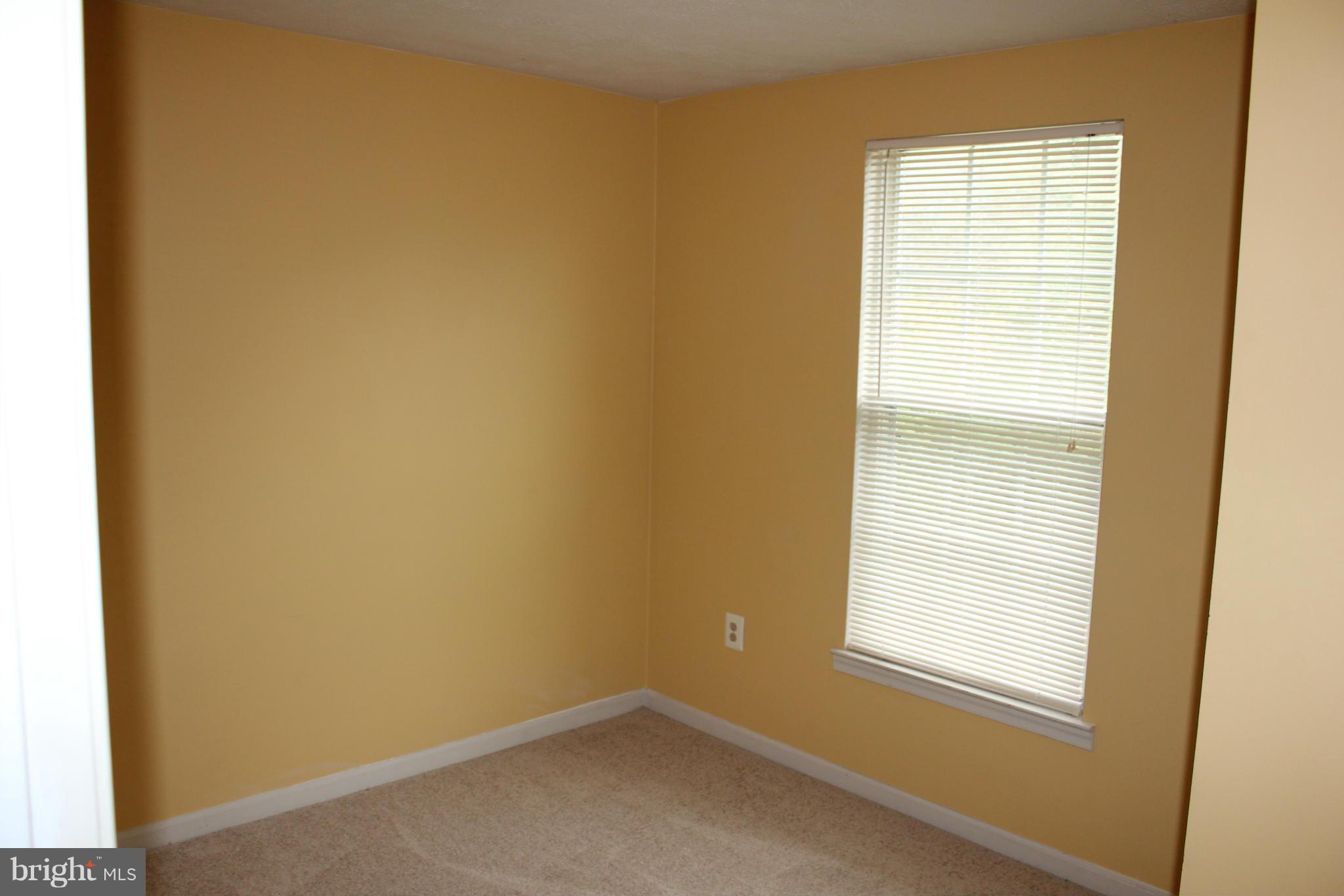 7791 Paddock Way Baltimore, MD 21244 - Photo 13 of 19 a small space with a window