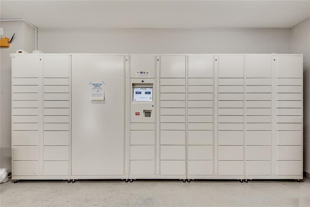 821 Ralph McGill Boulevard Northeast, Unit 3247 Atlanta, GA 30306 - Photo 41 of 43 a view of a kitchen