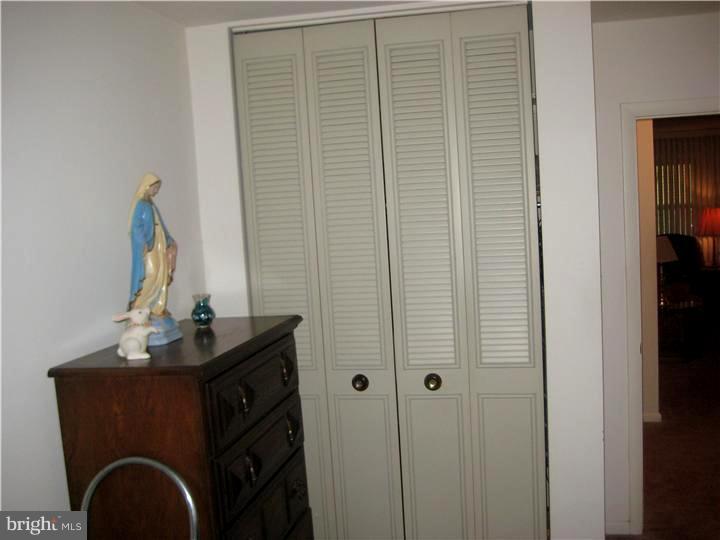 3276 Tara Road Philadelphia, PA 19154 - Photo 9 of 16 Bedroom 2