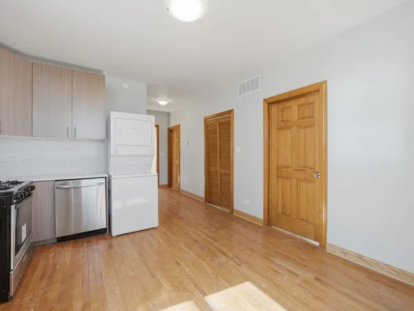 $410,000 | 4505 South Justine Street, Chicago, IL 60609