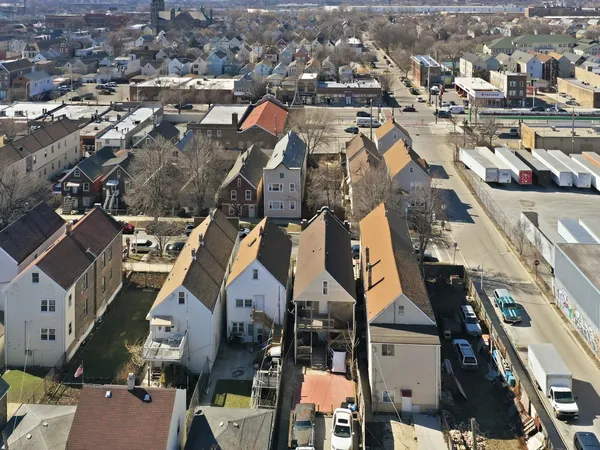 $410,000 | 4505 South Justine Street, Chicago, IL 60609