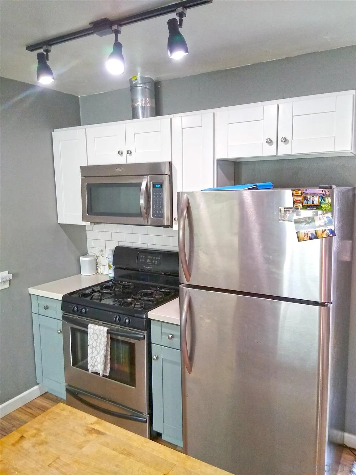 2015 Reed Avenue San Diego, CA 92109 - Photo 2 of 9