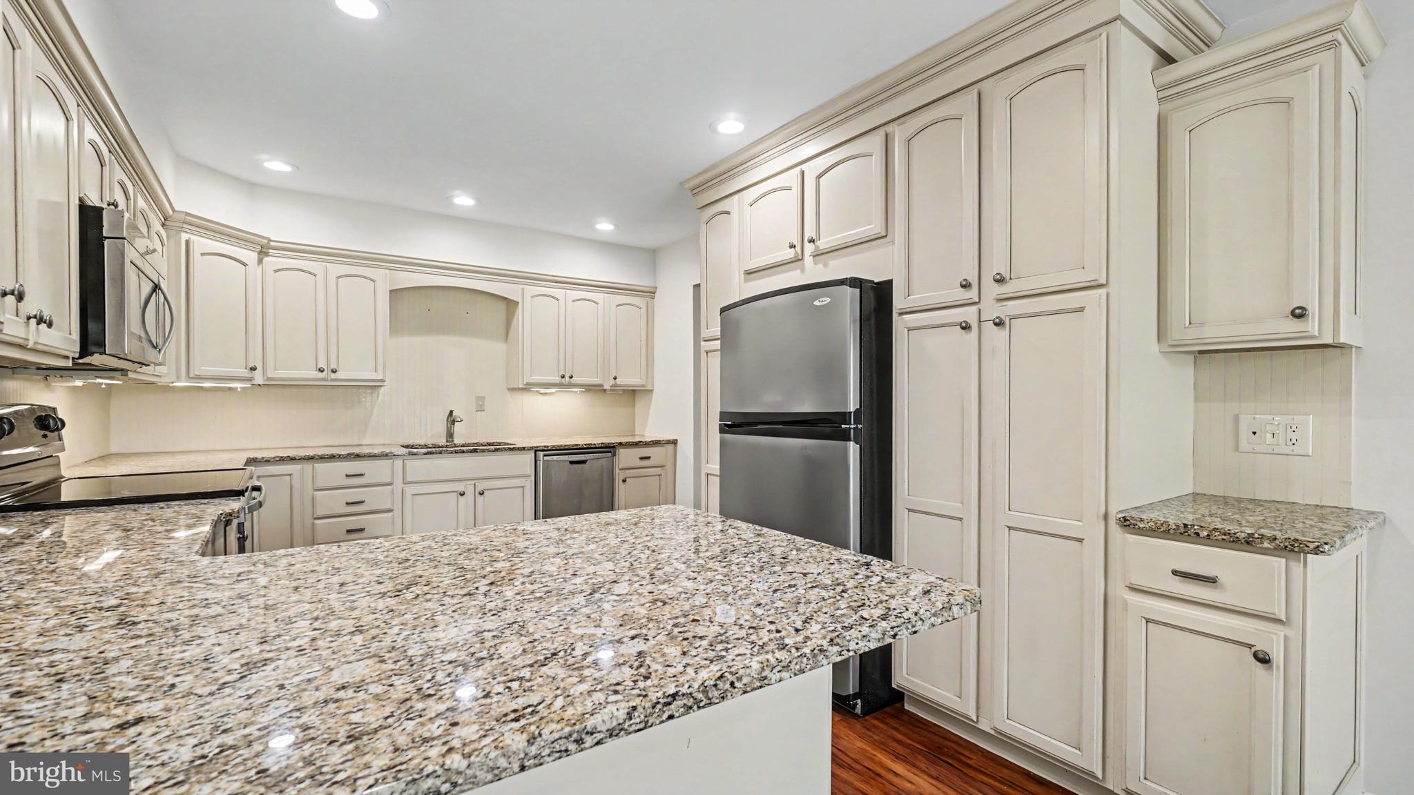 138 Providence Forge Road Royersford, PA 19468 - Photo 6 of 36 Granite countertops
