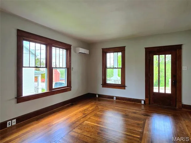 $214,900 | 913 Maupin Avenue, New Haven, MO 63068