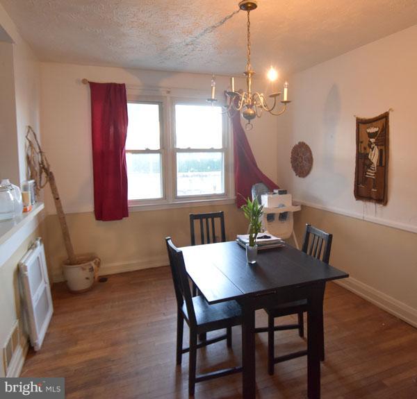 1852 Yakona Road Baltimore, MD 21234 - Photo 4 of 15 Dining Room