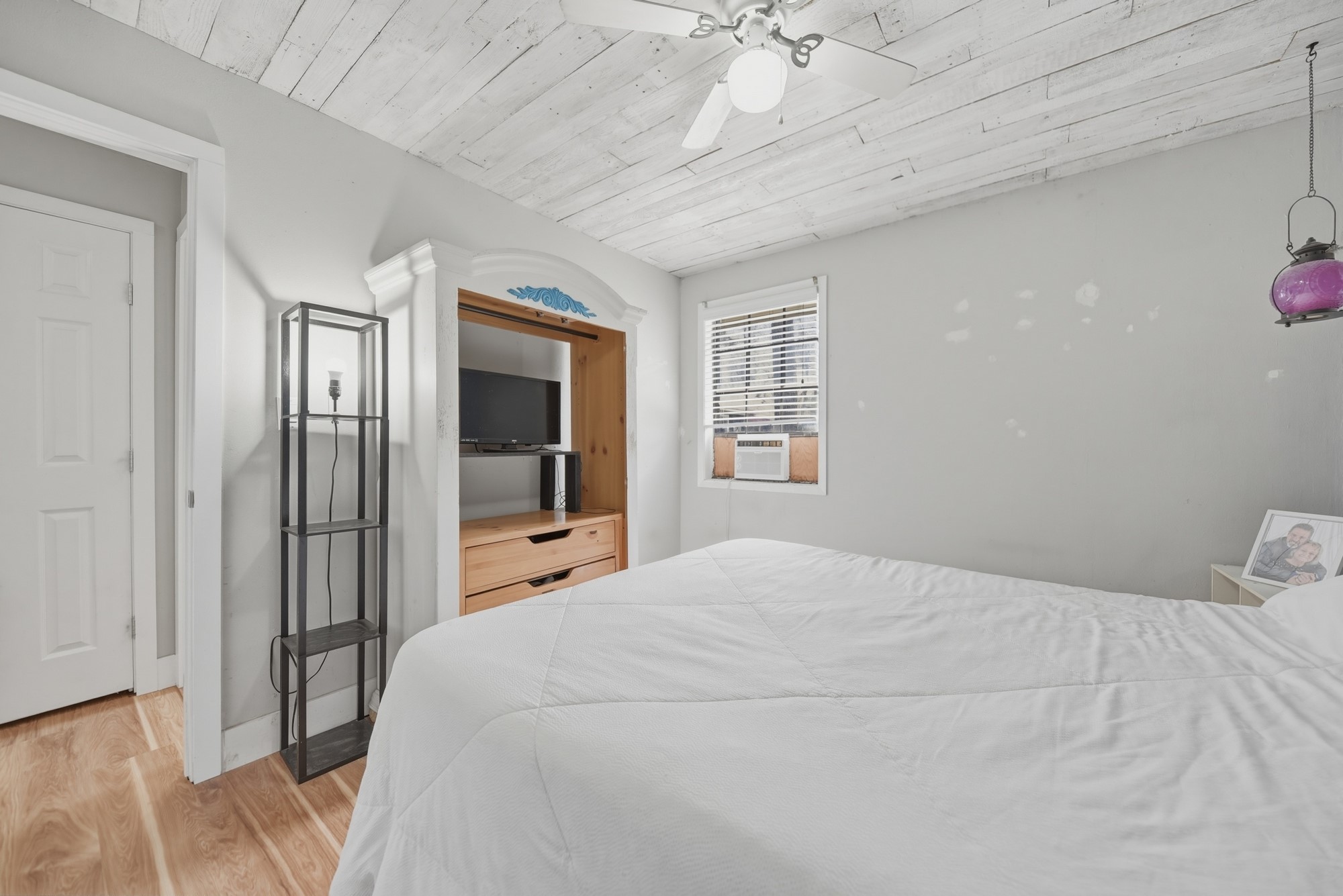 514 Forest Oak Road Somerville, TX 77879 - Photo 9 of 17