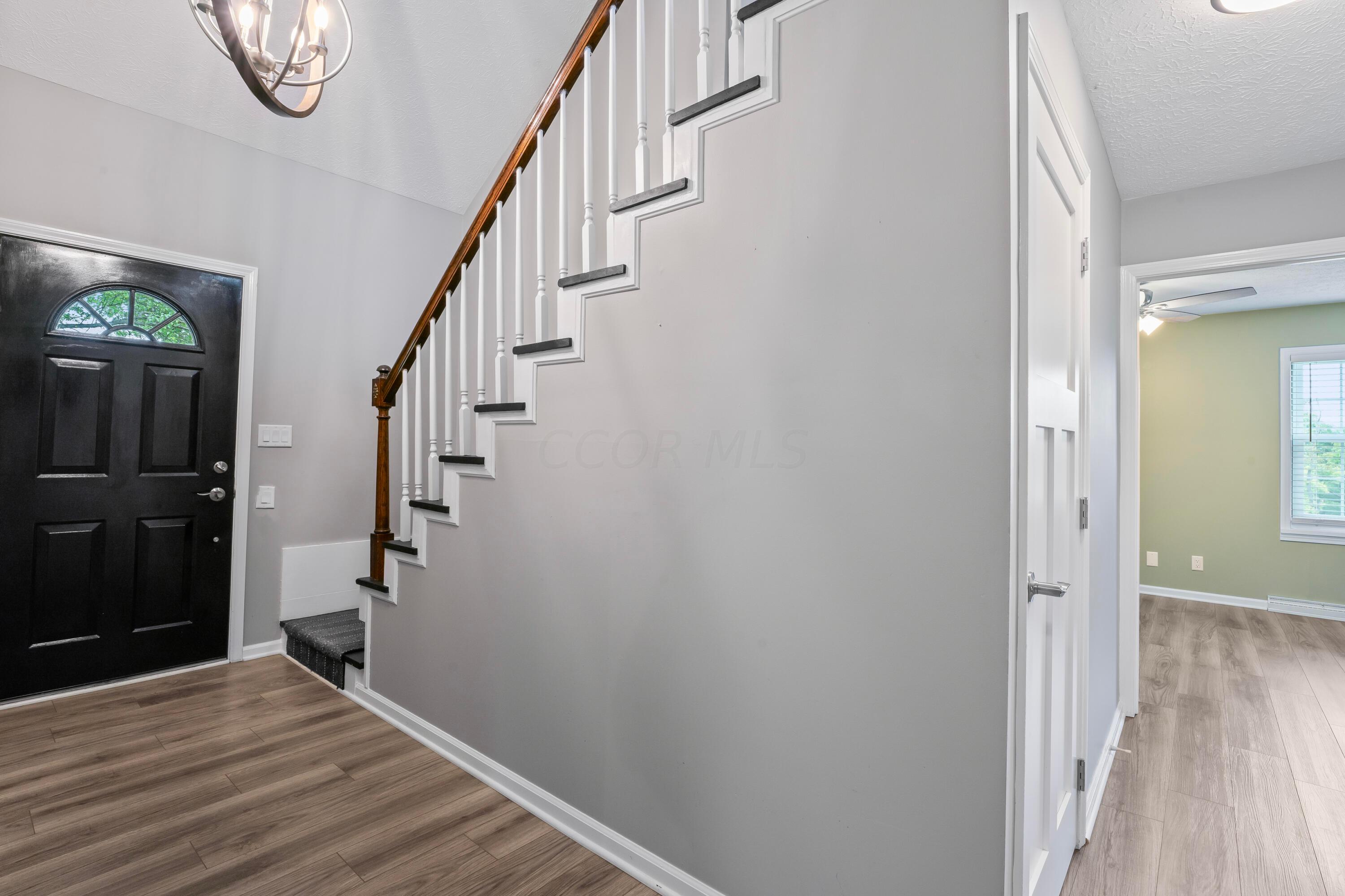 1584 Swans Road Northeast Newark, OH 43055 - Photo 50 of 77 photos_high_resolution_DSC07104
