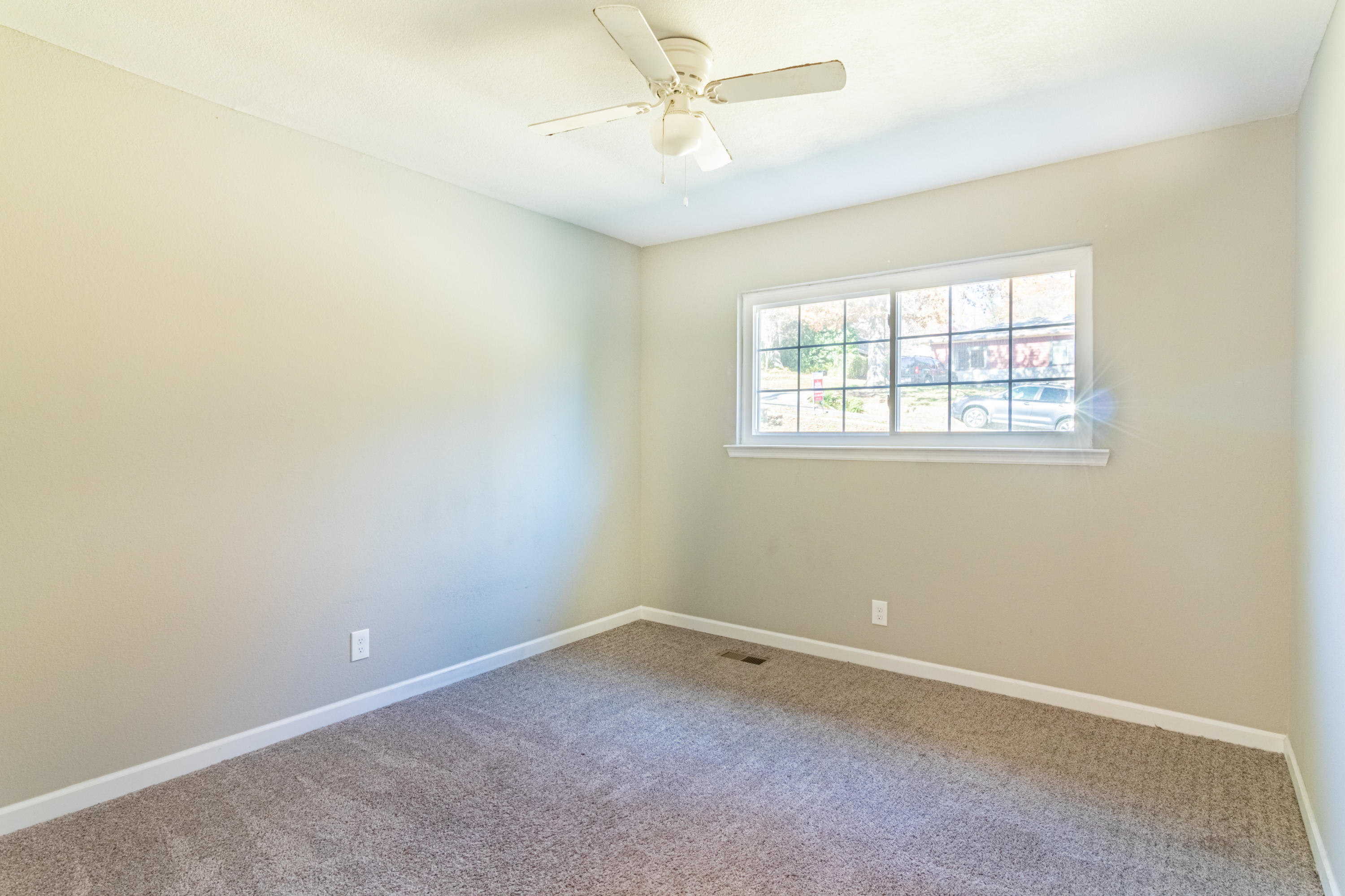 542 Intermont Road Chattanooga, TN 37415 - Photo 12 of 29 542-Intermont-High-Res-Photos-23