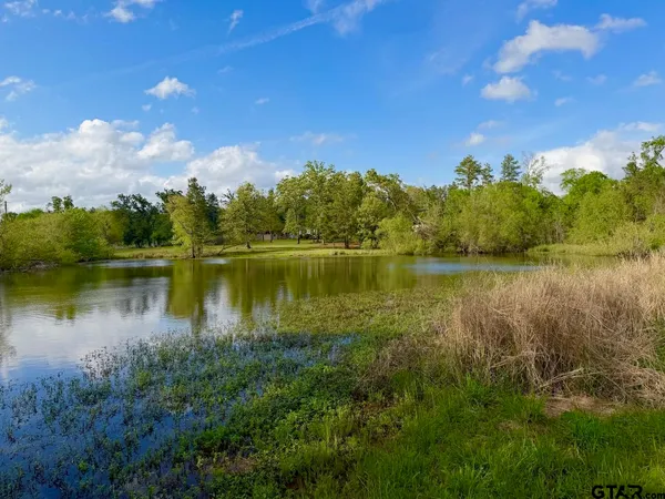 $799,000 | 19187 County Road 1108, Flint, TX 75762