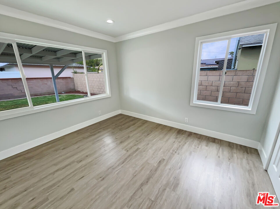 7165 East Wardlow Road Long Beach, CA 90808 - Photo 17 of 26 Gallery Image 17