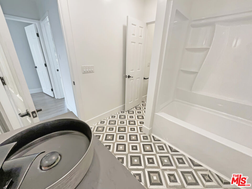 7165 East Wardlow Road Long Beach, CA 90808 - Photo 20 of 26 Gallery Image 20