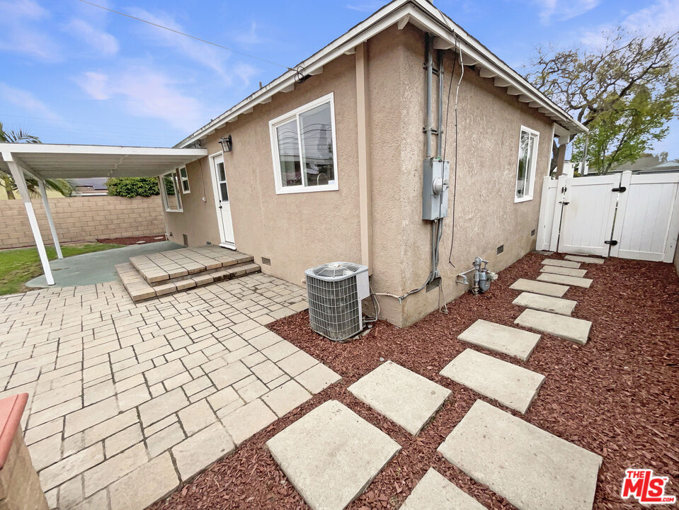 7165 East Wardlow Road Long Beach, CA 90808 - Photo 21 of 26 Gallery Image 21
