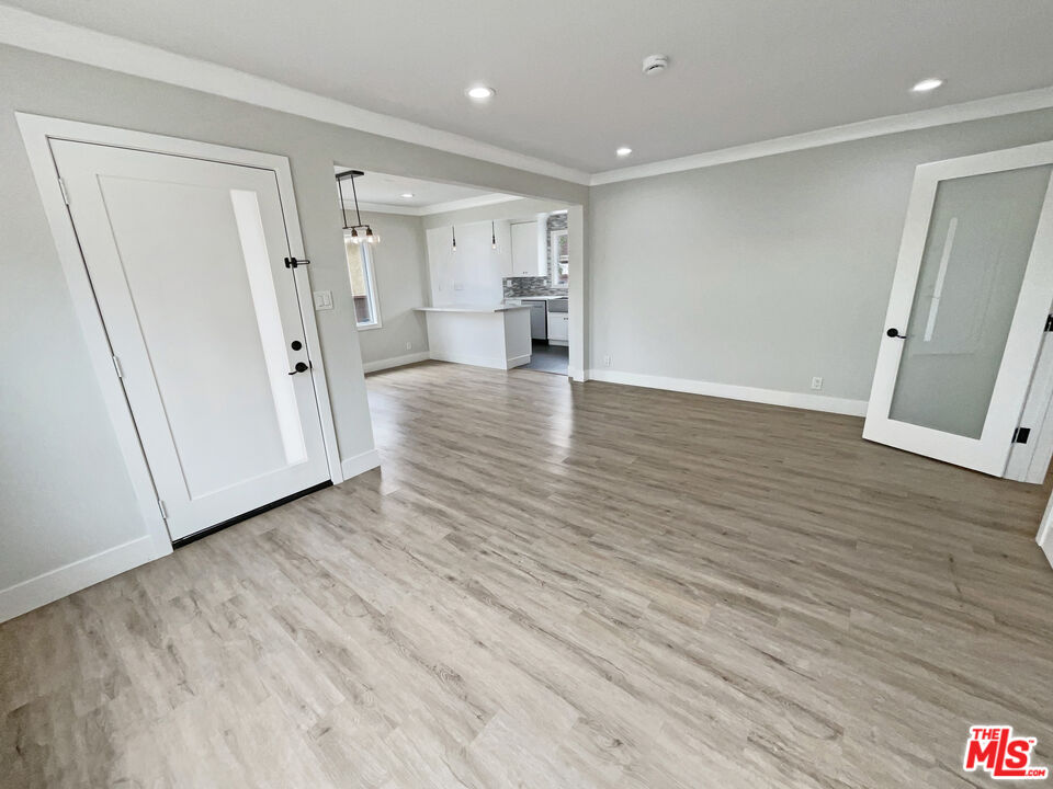 7165 East Wardlow Road Long Beach, CA 90808 - Photo 10 of 26 Gallery Image 10