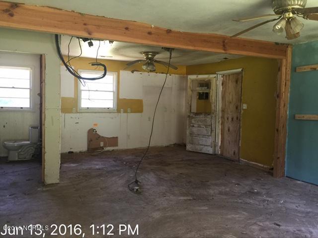 2102 Pony Farm Road Jacksonville, NC 28540 - Photo 20 of 23 KITCHEN 3