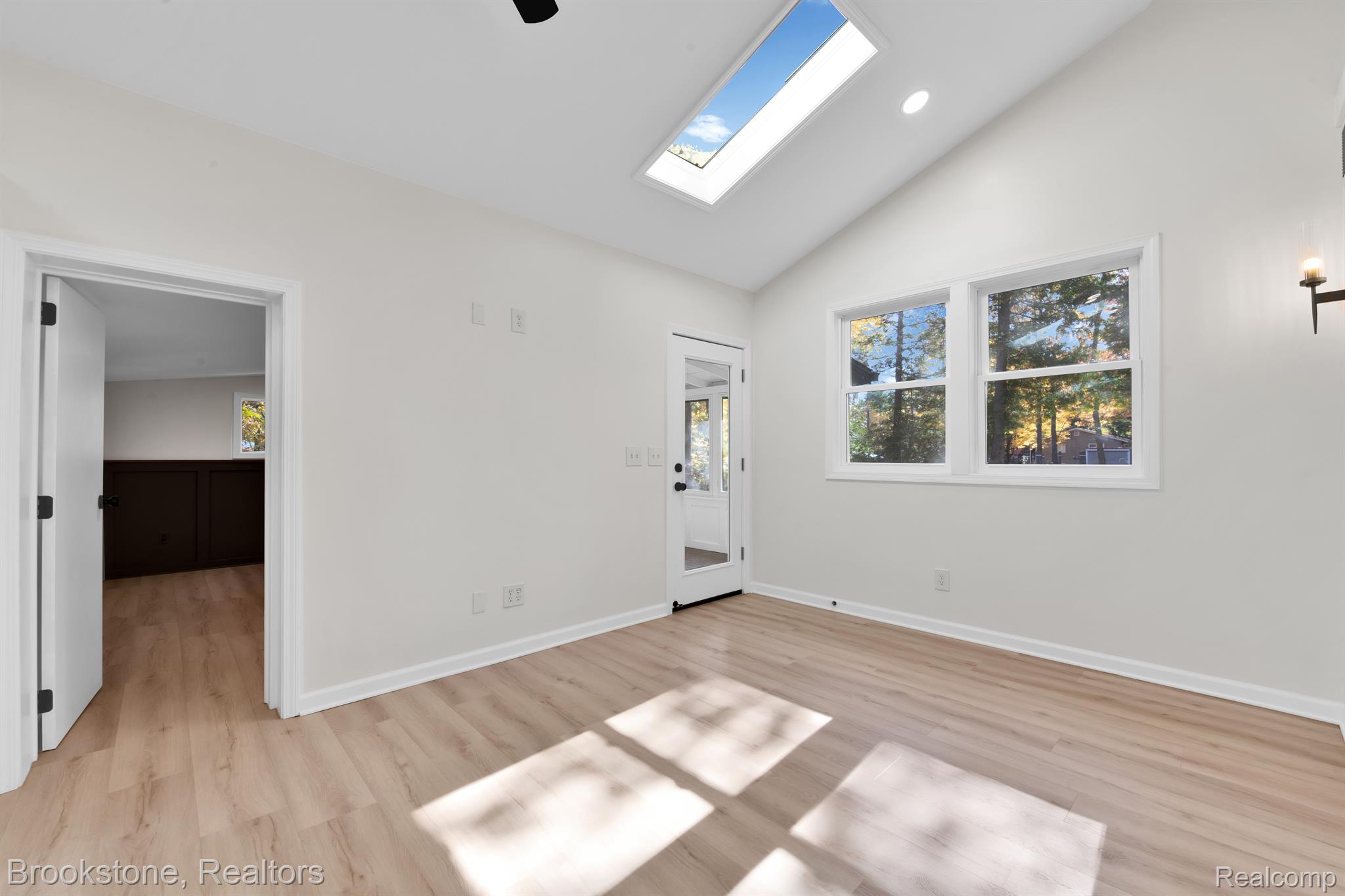 7375 Lakewood Road Lexington, MI 48450 - Photo 11 of 23 Gallery Image 11