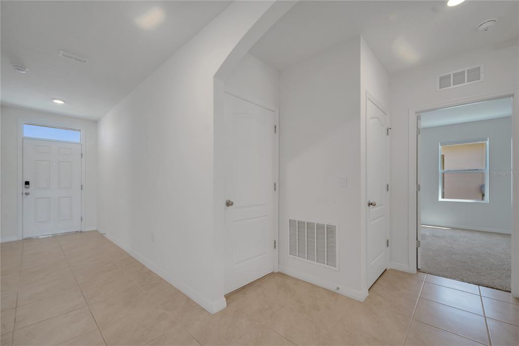 2921 Sunridge Loop St. Cloud, FL 34771 - Photo 6 of 55