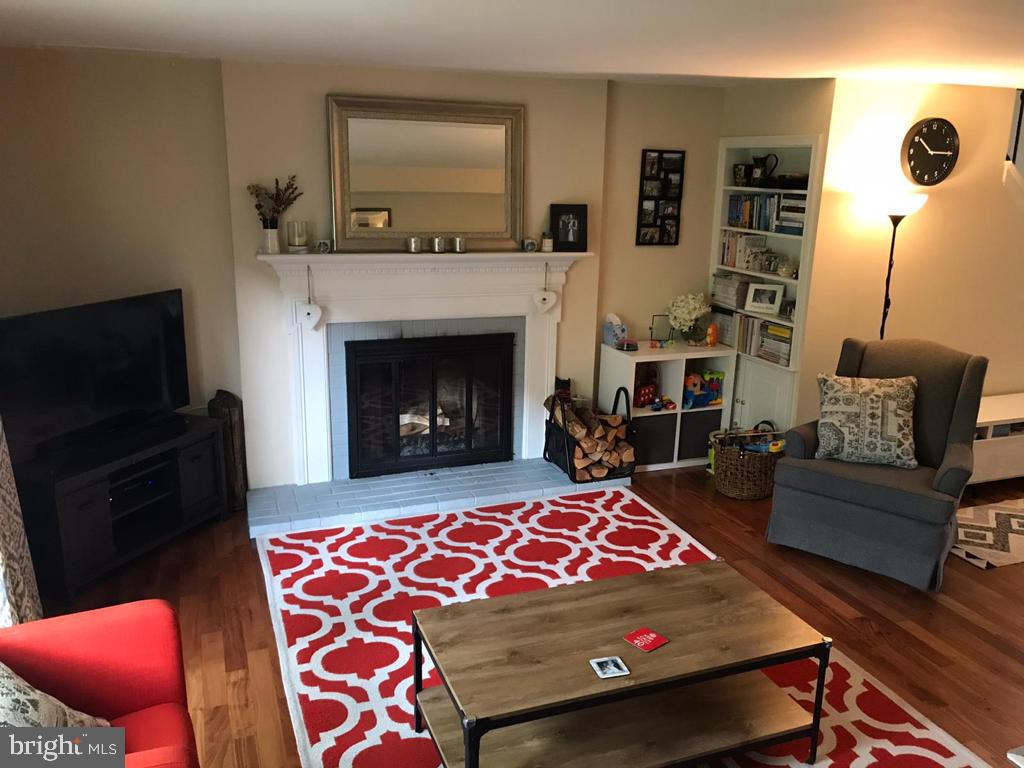 22 Llanfair Road, Unit 8 Ardmore, PA 19003 - Photo 9 of 11