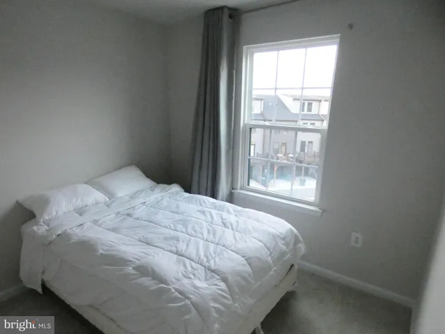 $2,595 | 1014 Trestle Drive, Fredericksburg, VA 22401