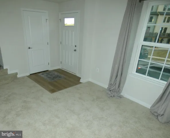 $2,595 | 1014 Trestle Drive, Fredericksburg, VA 22401