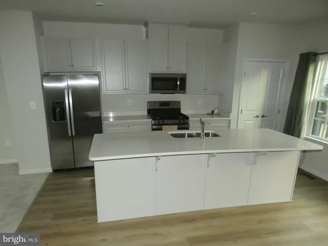 $2,595 | 1014 Trestle Drive, Fredericksburg, VA 22401