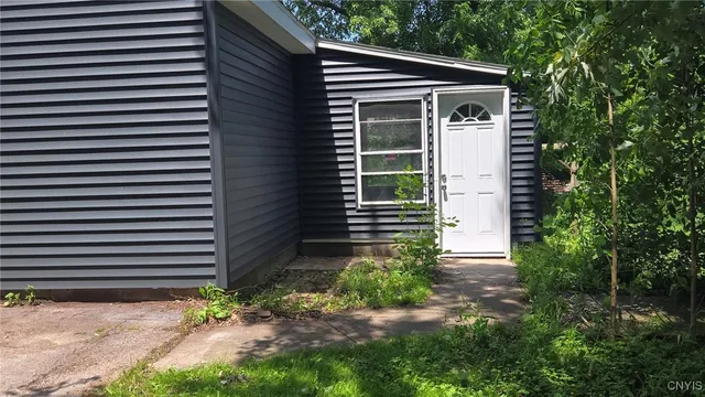 $265,000 | 9280 Bartel Circle, Cicero, NY 13029