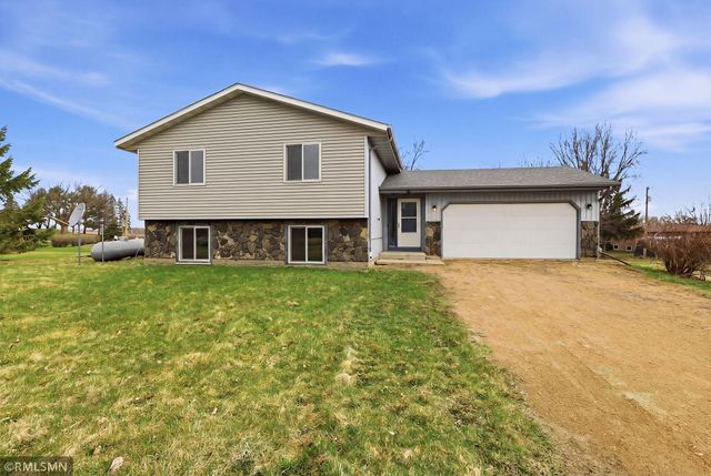 $349,000 | 496 Evergreen Meadow Lane, Montgomery, MN 56069