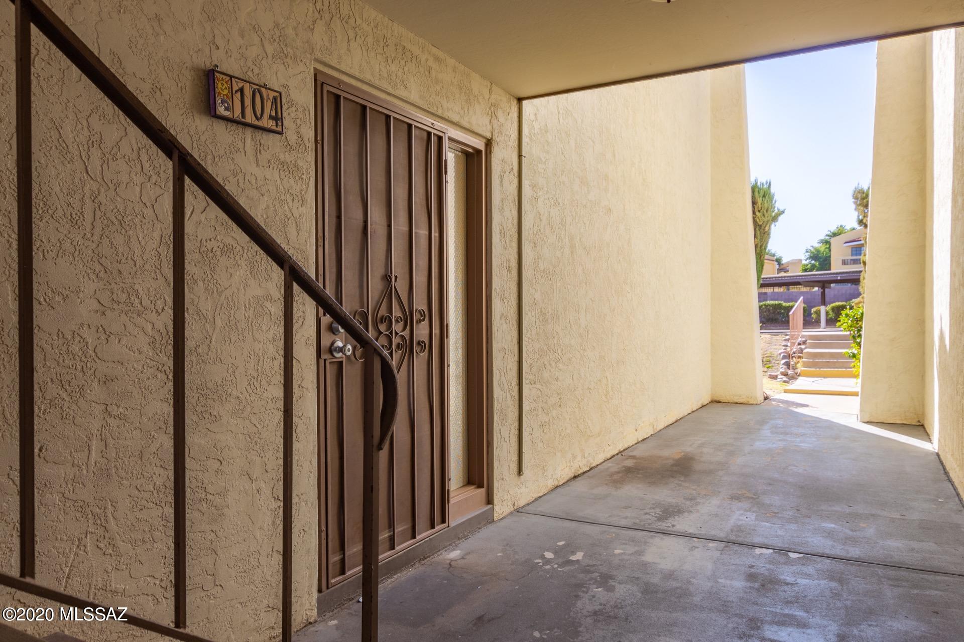 625 South Prudence Road, Unit 104 Tucson, AZ 85710 - Photo 3 of 25