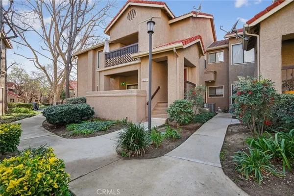 $3,450 | 2381 Archwood Lane, Unit 184, Simi Valley, CA 93063