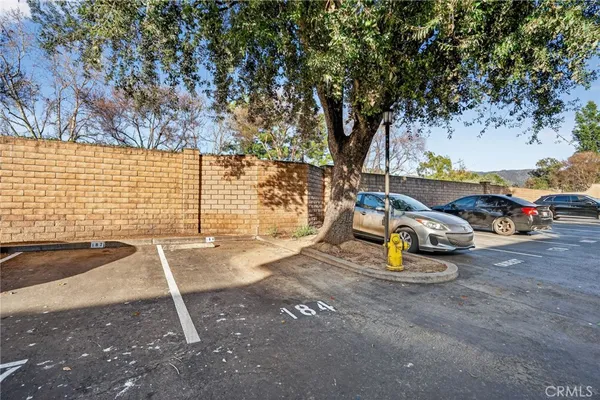 $3,450 | 2381 Archwood Lane, Unit 184, Simi Valley, CA 93063