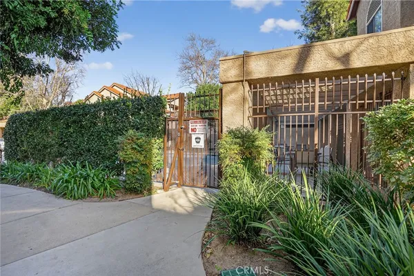 $3,450 | 2381 Archwood Lane, Unit 184, Simi Valley, CA 93063