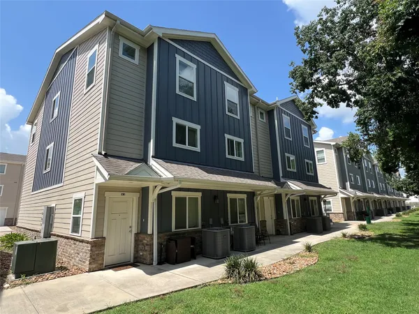 $714,900 | 21155 Gosling Road, Unit 48 AD, Spring, TX 77388